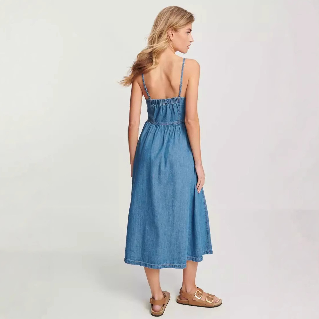 https://cf.cjdropshipping.com/quick/product/e2548ceb-41eb-4d8b-834b-c24dc1634e5f.jpg