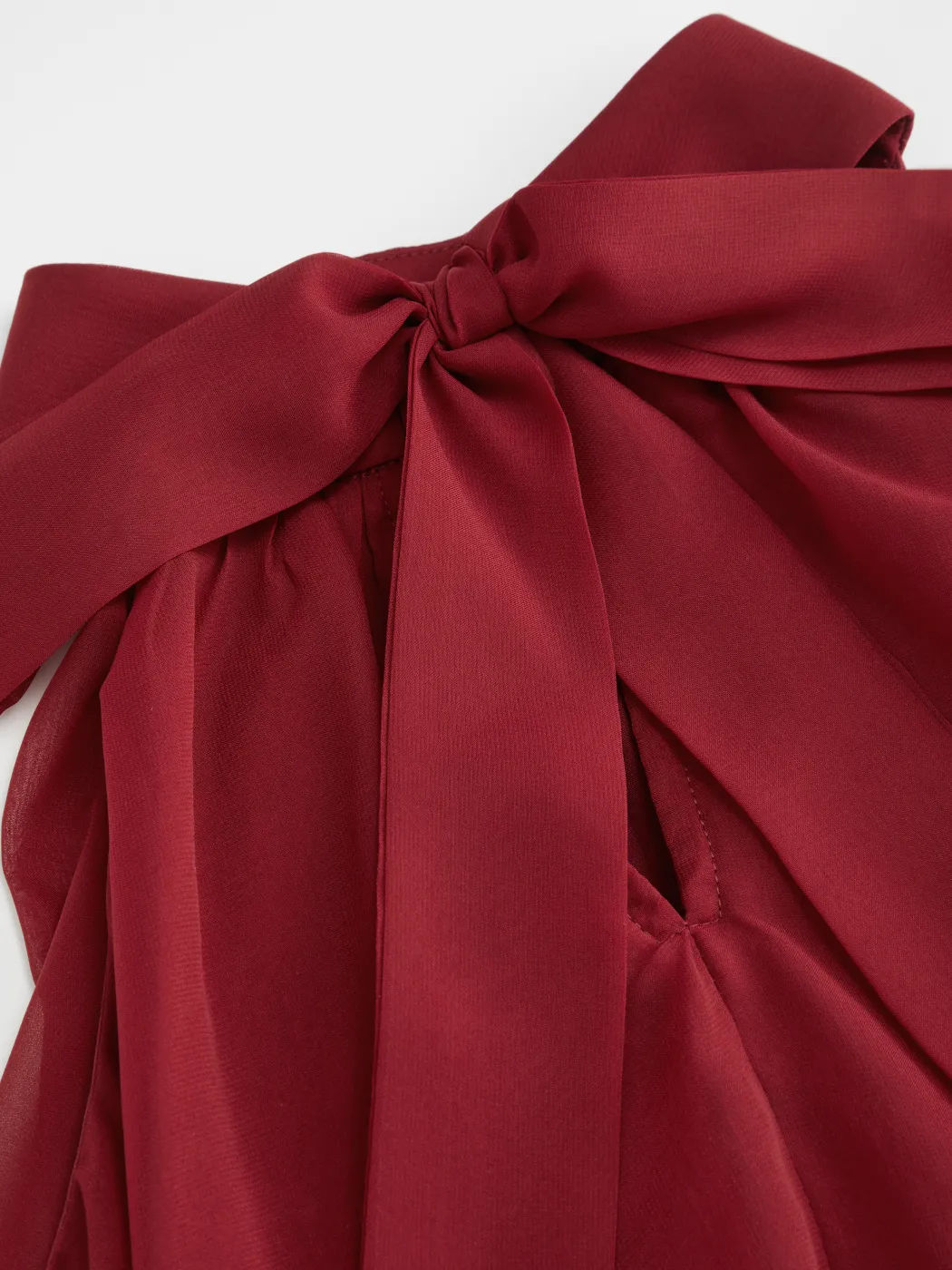 Buy Women's Clothing Online | Buy Trending Dresses for Women