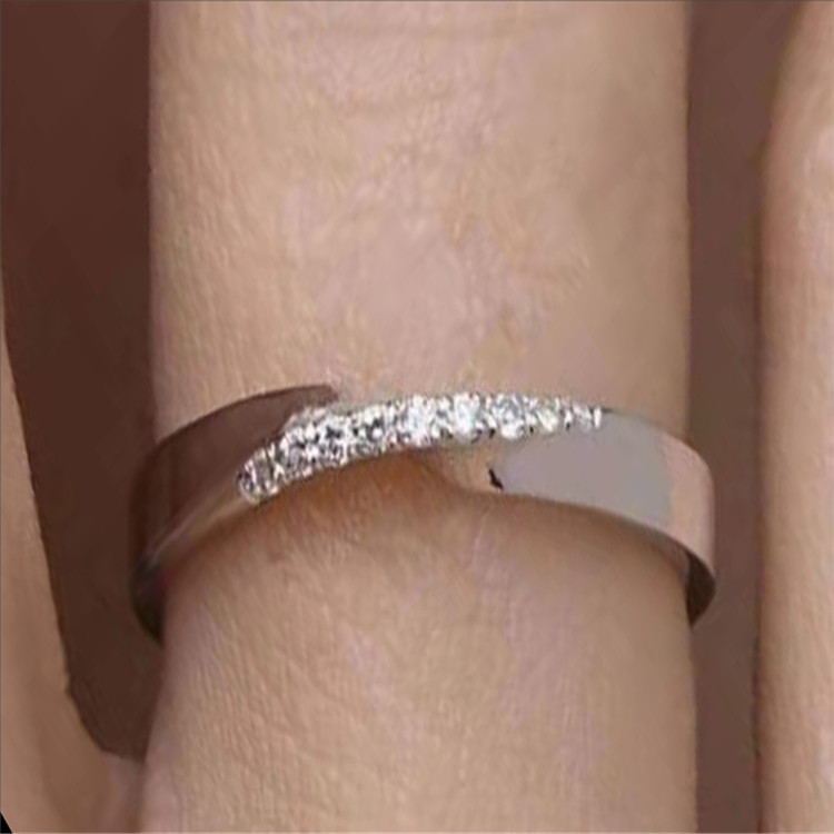Silver Irregular Inlaid White Diamond Copper Women's Ring