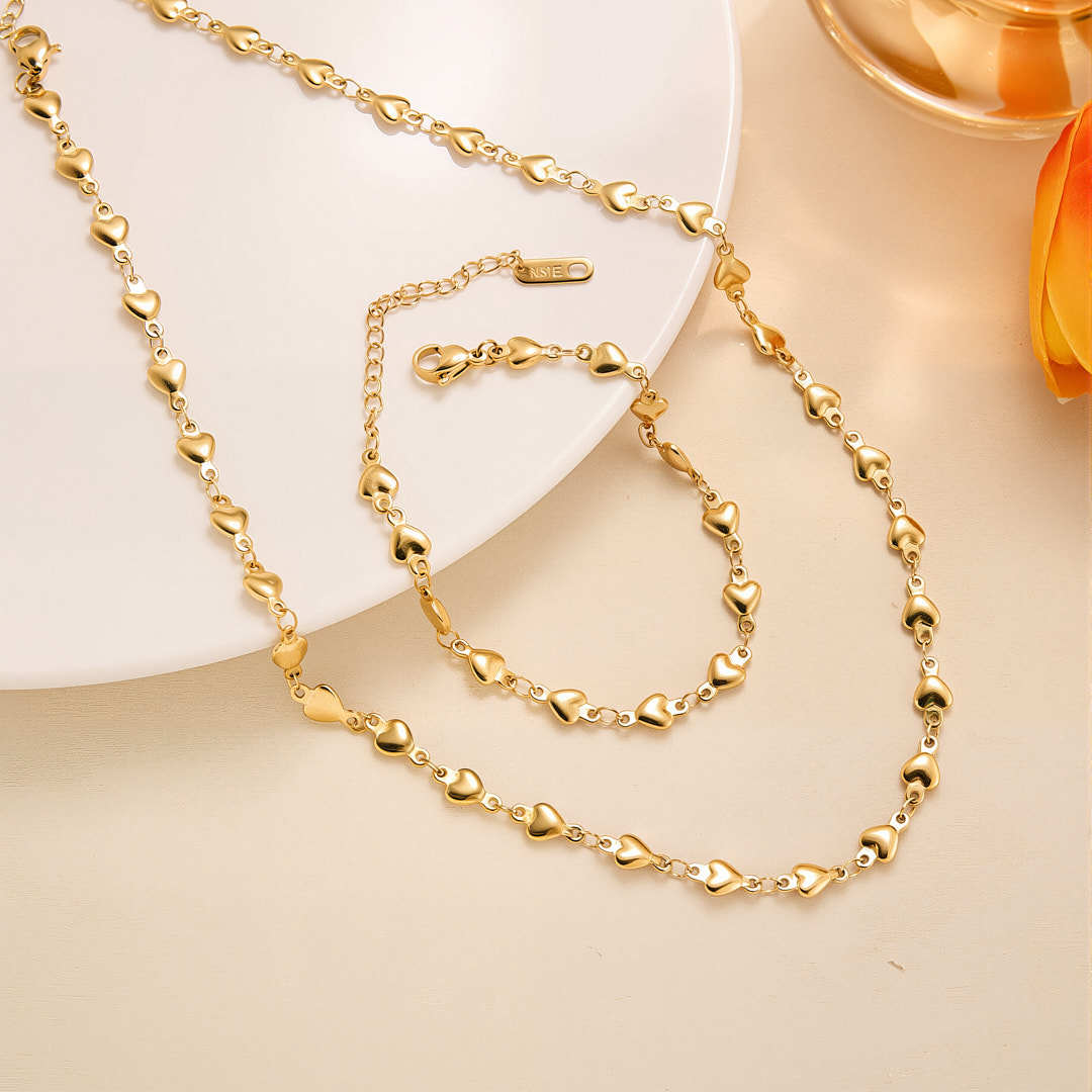 Fashionable Hundred-Tower Heart-Shaped Chain Titanium Steel Necklace Luxe And Elegant