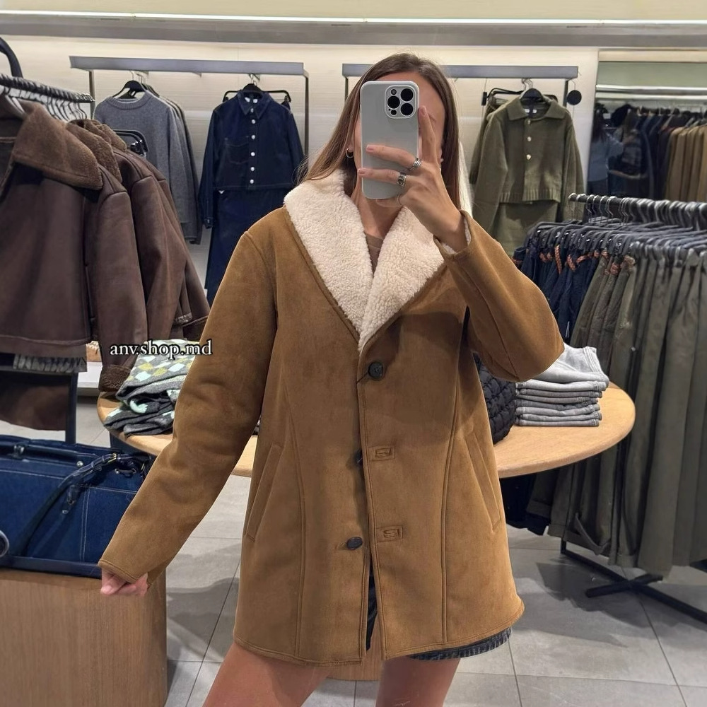 European and American women&#39;s fur coat