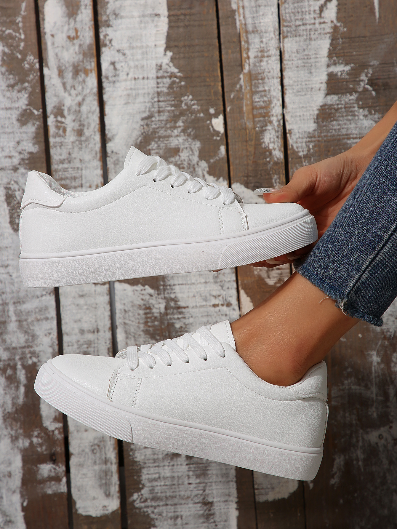 Casual Versatile White Flat Shoes Laced Korean-style Low-top Sneakers 19 e2c071f9 bf31 4de7 86ed e56d421fc659