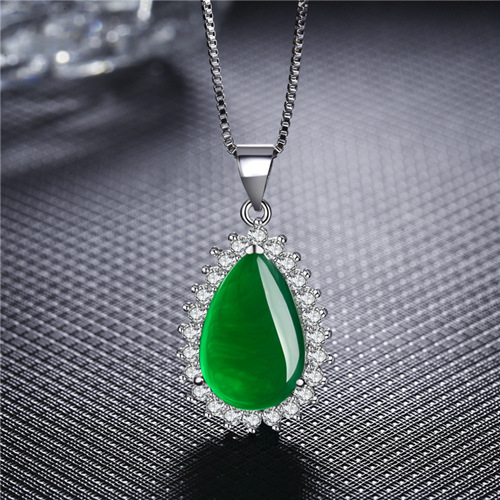 Waterdrop Blossom Carnelian Pendant With Green Chalcedony