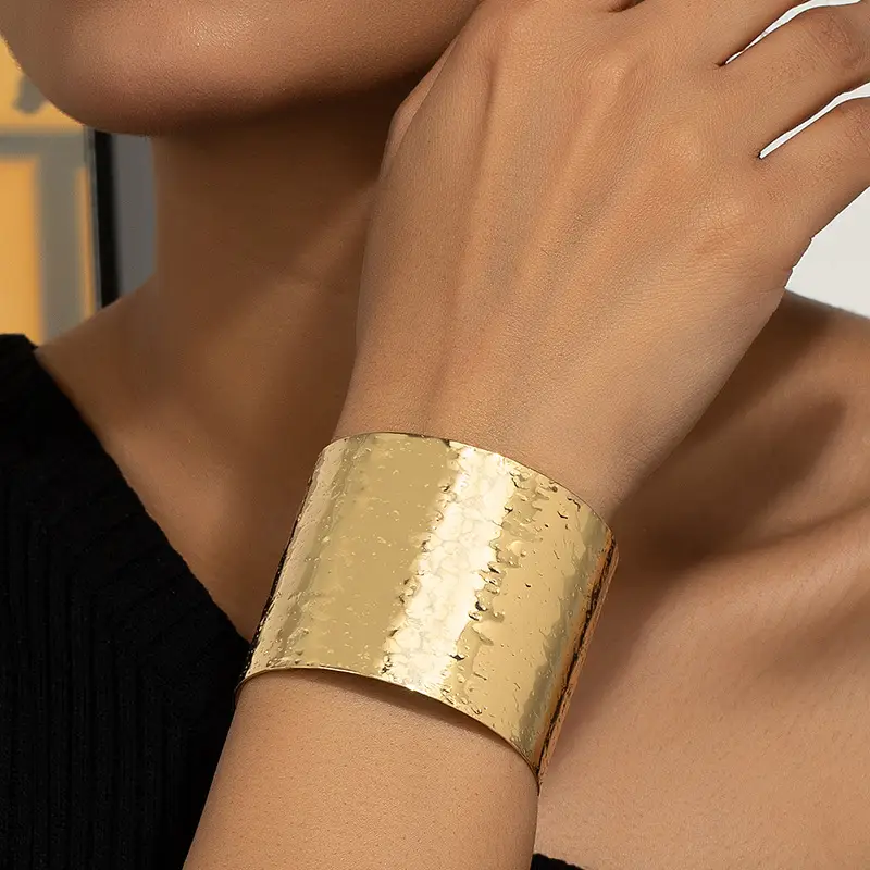 Personalized Retro Minority Geometric Pleated Bracelet