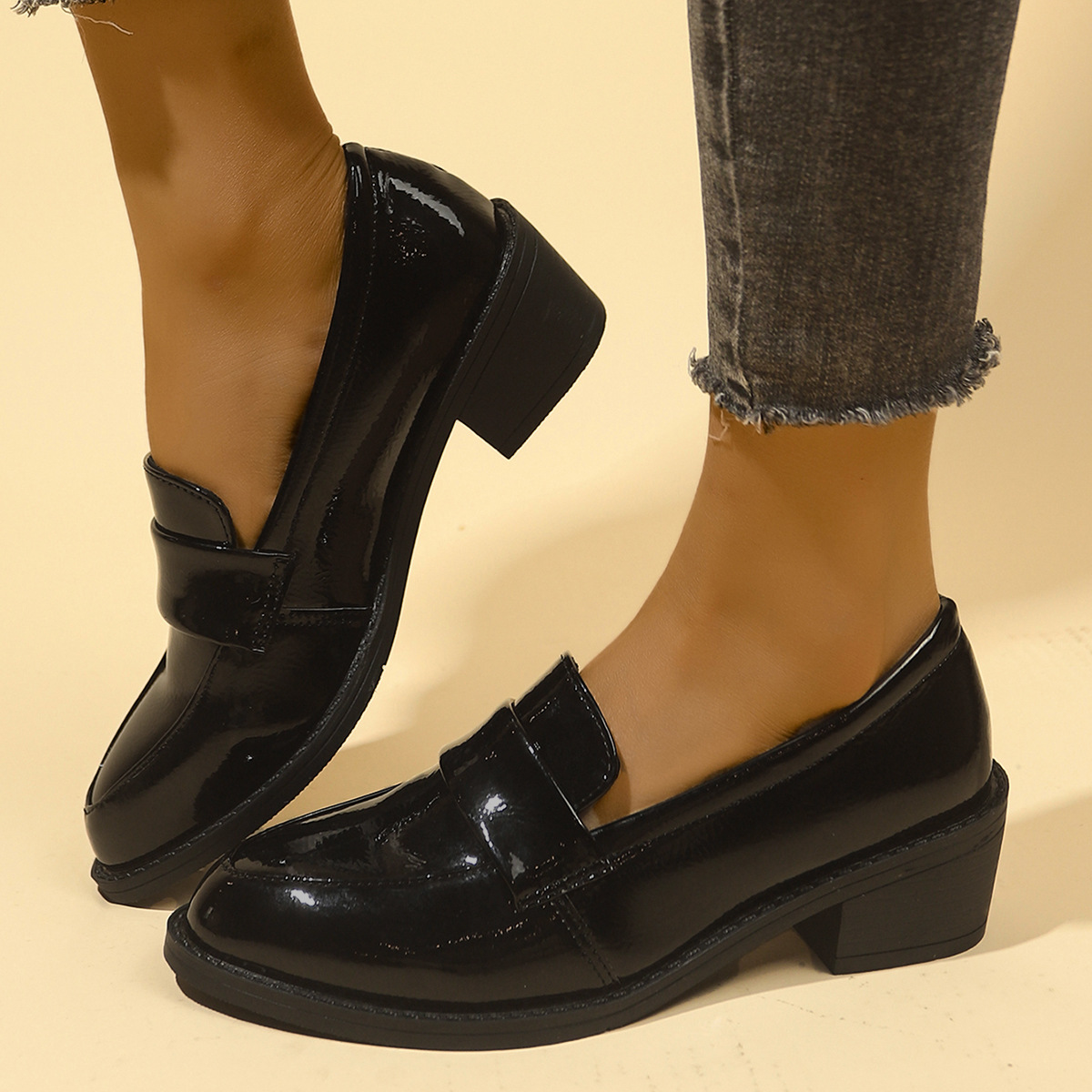 Pointed-toe Chunky-heel Slip-on Large-size Womens Pumps