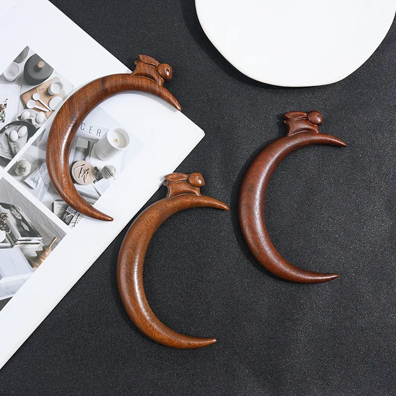 Wooden Women's Headdress Animal Hairpin - Curved Moon Rabbit Random