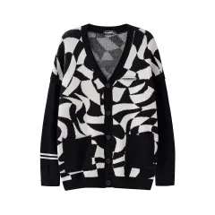 Fashion Design Sense V-neck Single Breasted Loose Cardigan Sweater - Black - View 1