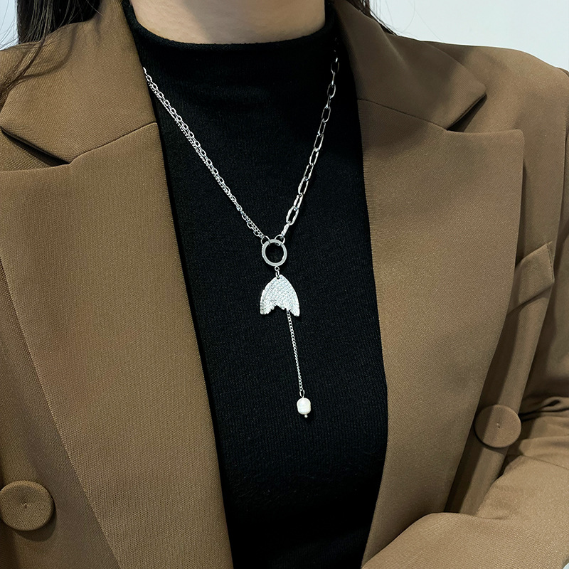 Japanese And Korean Style Light Luxury Pearl Fishtail Micro-inlaid Necklace