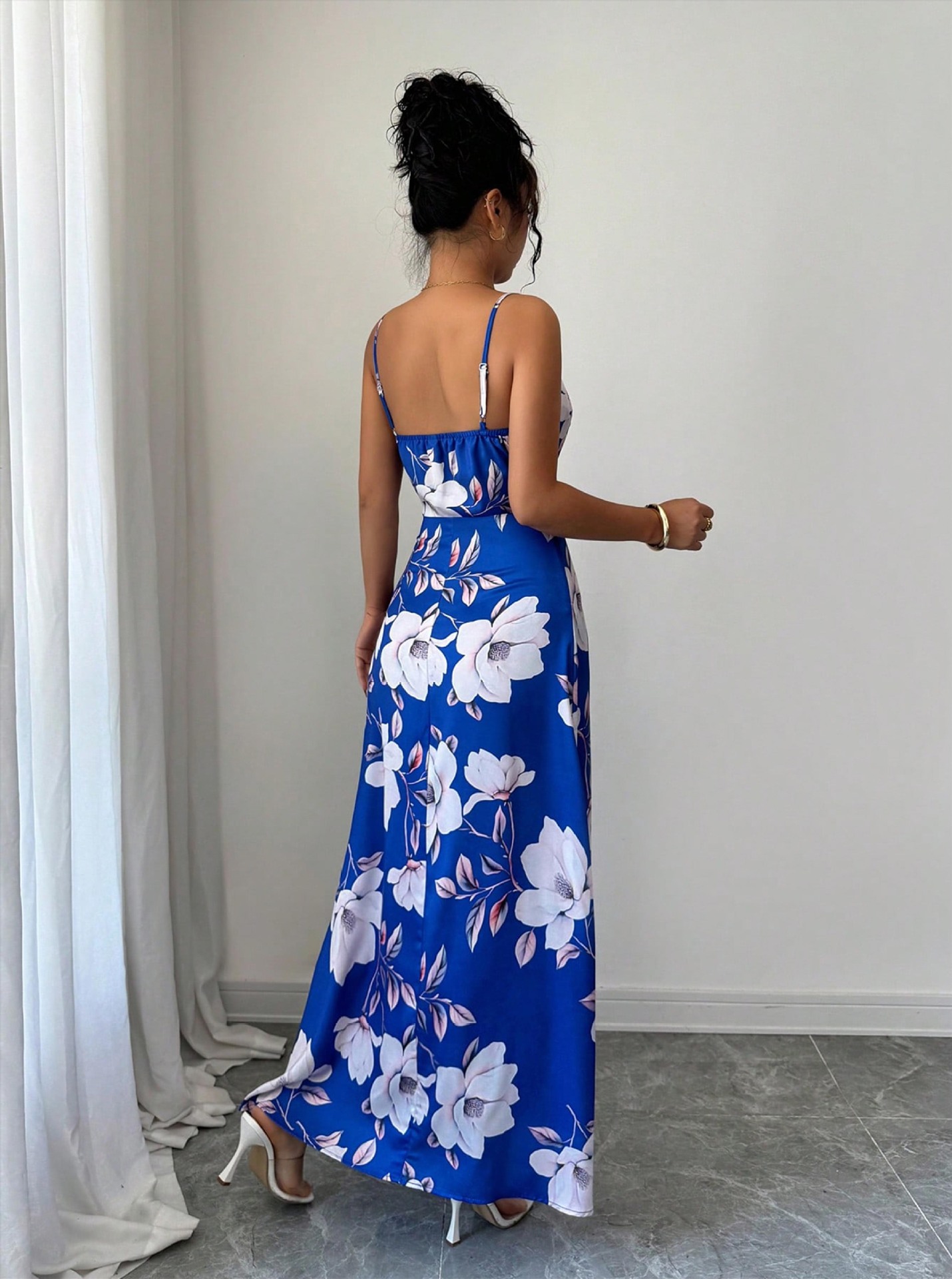 Buy Women's Clothing Online | Buy Trending Dresses for Women Buy Women's Clothing Online | Buy Trending Dresses for Women