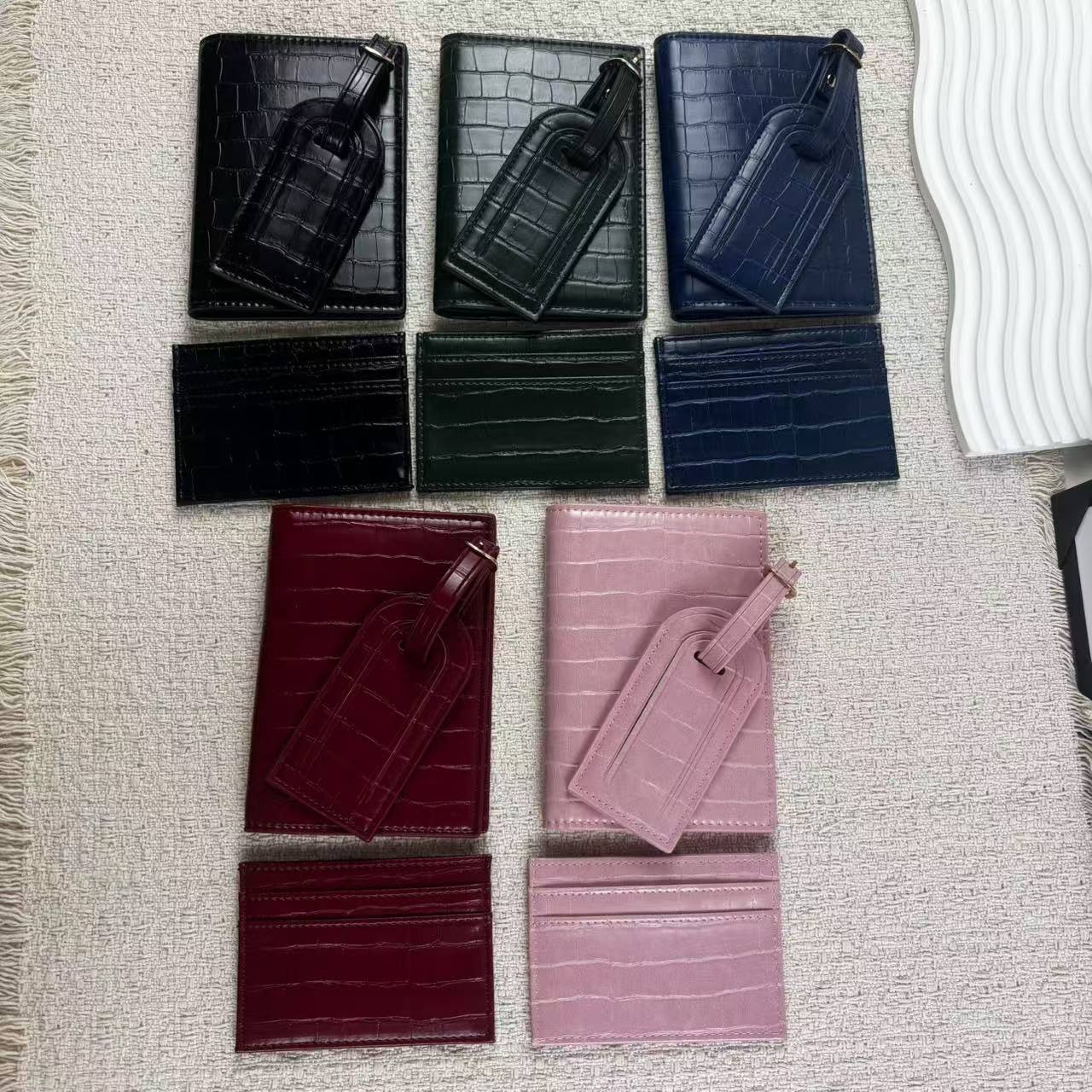 Crocodile-pattern Embossed Leather Passport Holder Multi-functional Document And Card Case