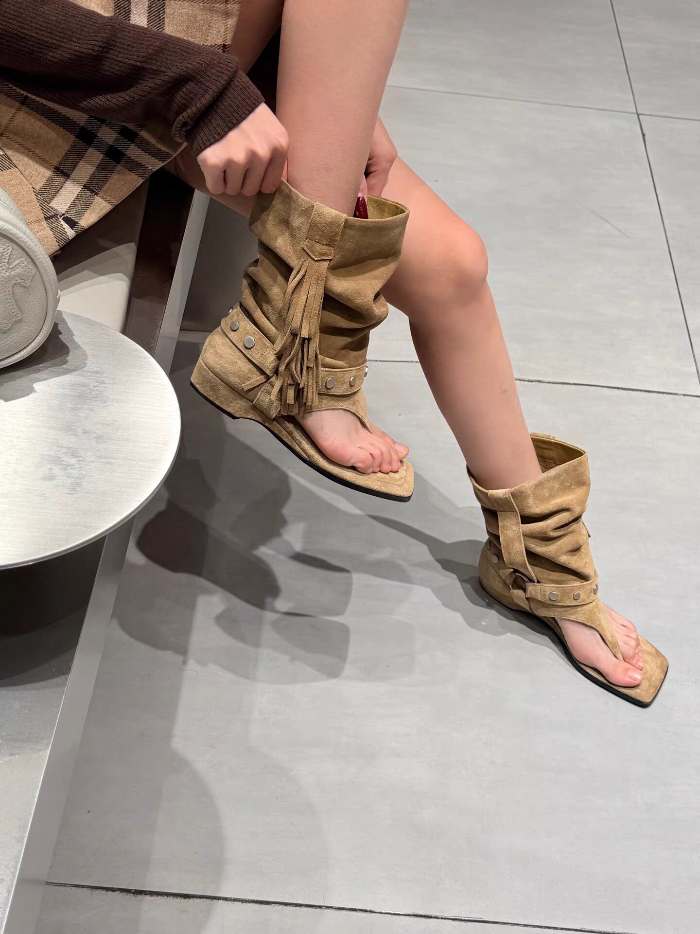Tassel Retro Square-Toe Roman Sandals Women 15 e3ef121e 77d4 41c2 bc57 3d3cf70913ec