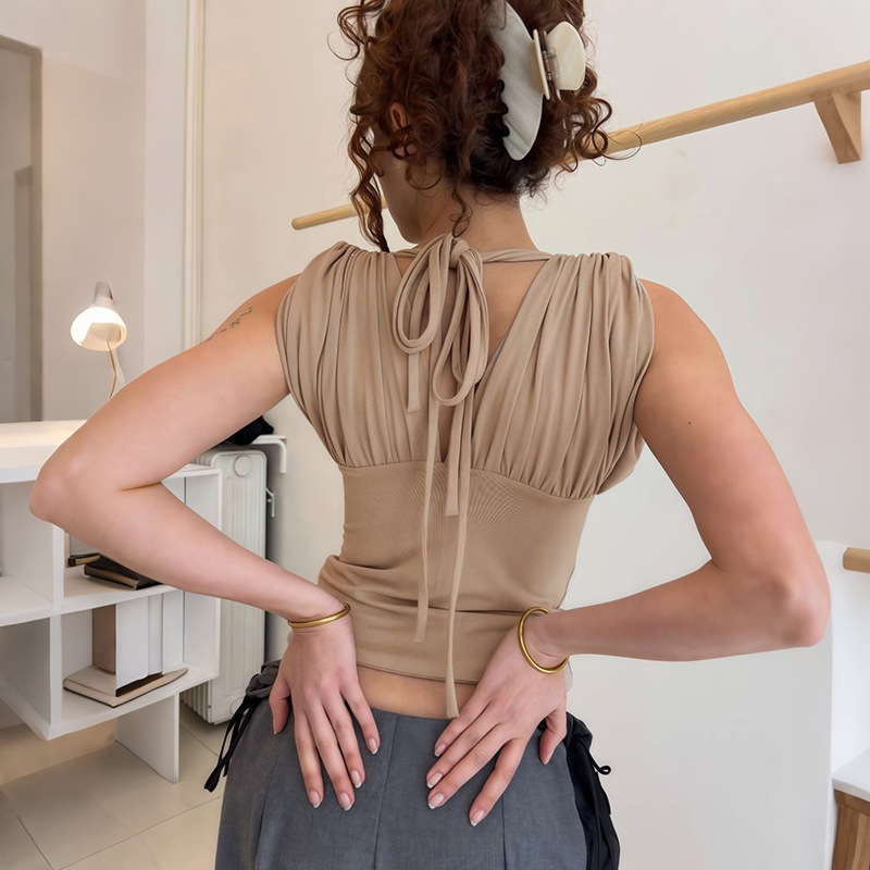 Blusa Feminina Assimétrica com Decote V