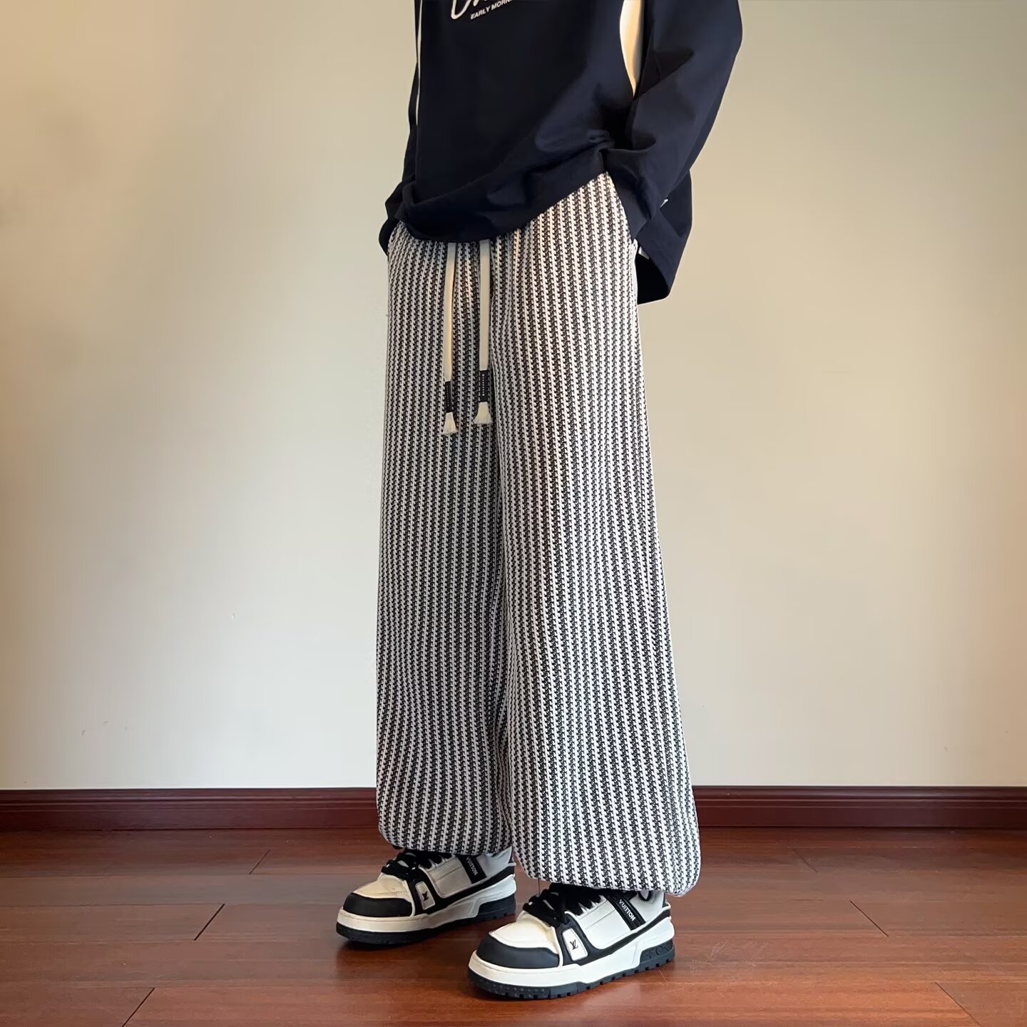 Loose-fitting Straight-leg Flowy Versatile Sweatpants