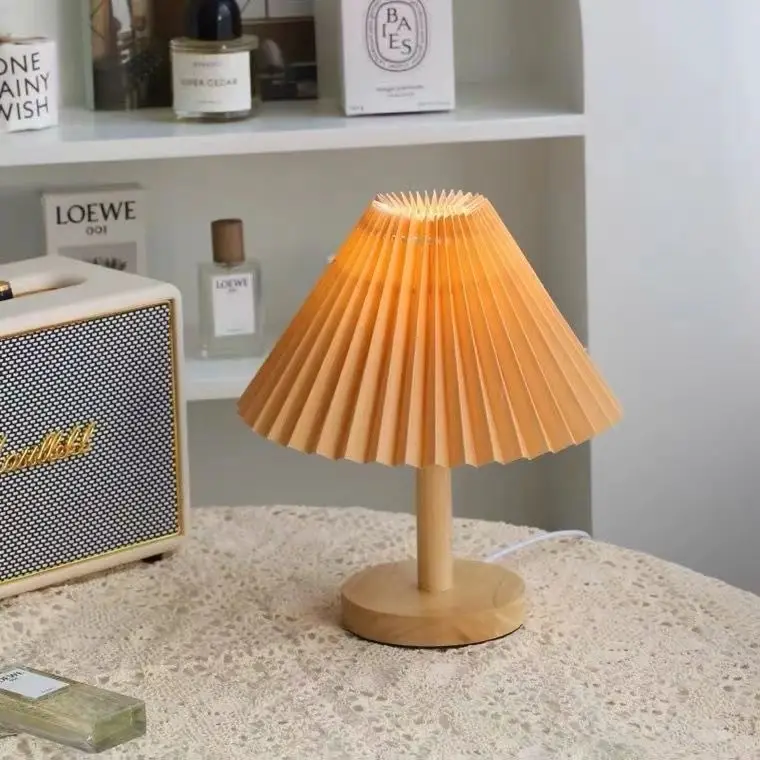 Simple Table Lamp Bedside Small Night Lamp