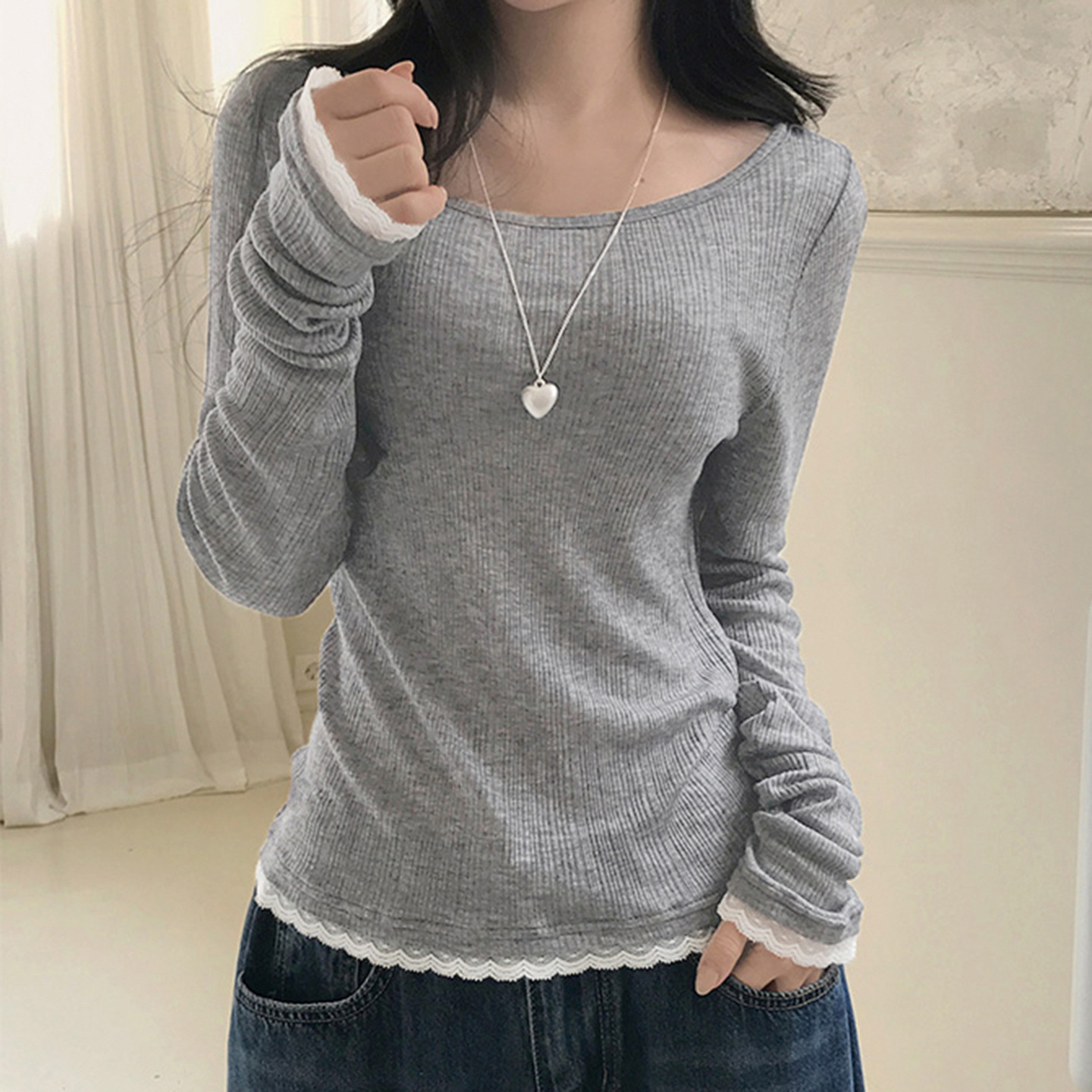 Soft And Comfortable Long-sleeve Crew-neck Sweater With Lace Trim