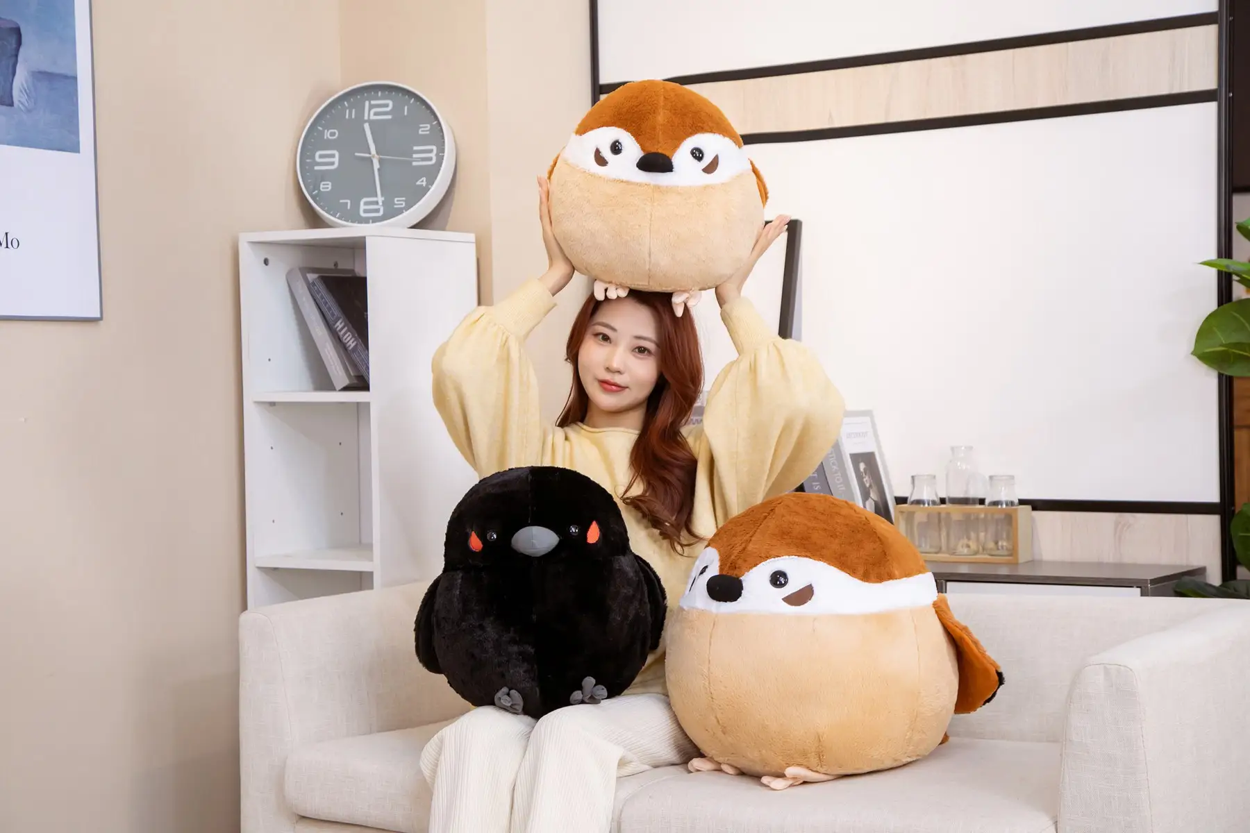 Cute Spherical Sparrow Plush Toy
