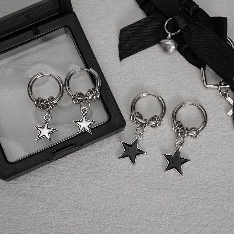 Punk-style Stainless Steel Double-circle Ear Cuffs With A Five-pointed Chic Minimalist Star Pendant Earrings