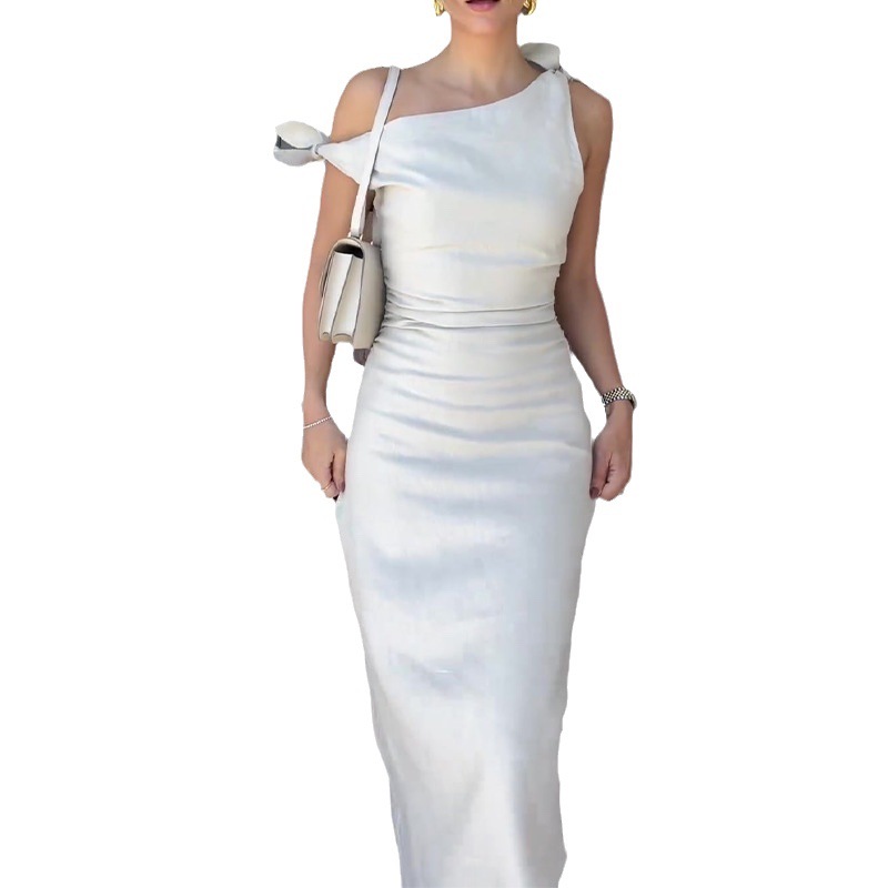 Summer French Style Temperament Slant Shoulder Bundle Waist-tight Temperament Slimming Dress