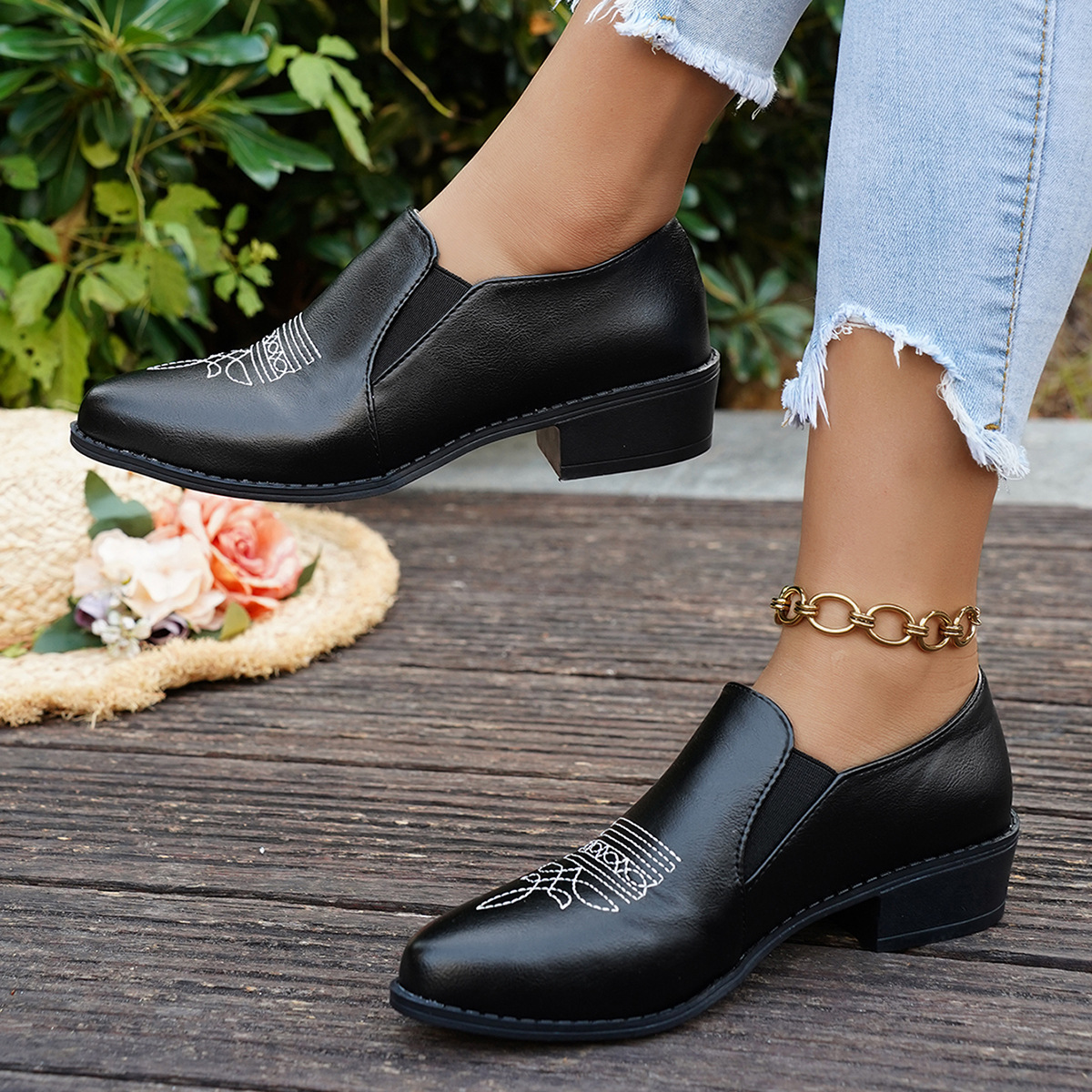 Pantofi din piele într-un singur pas, în stil britanic