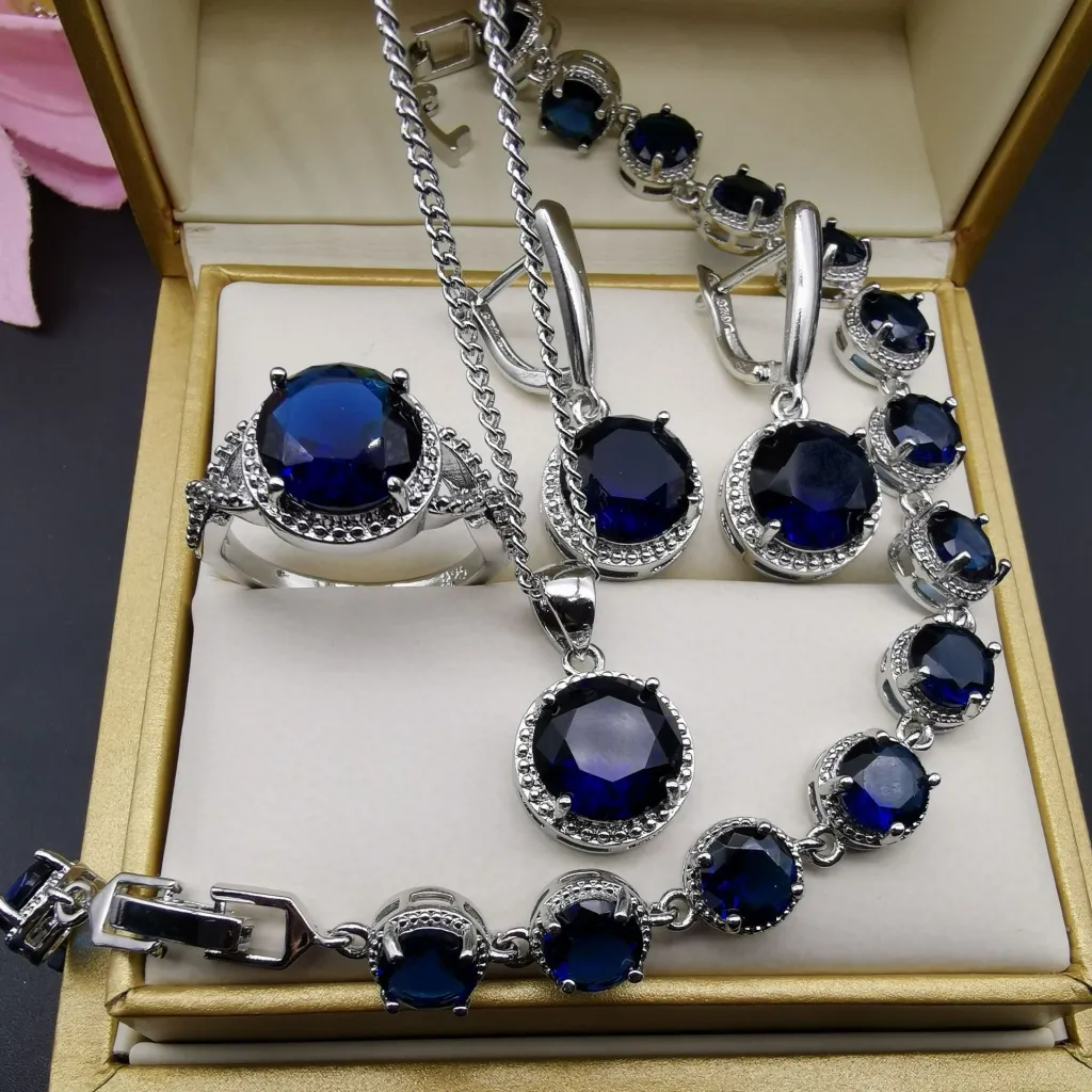 European And American Style Jewelry Round Diamond Set - Blue