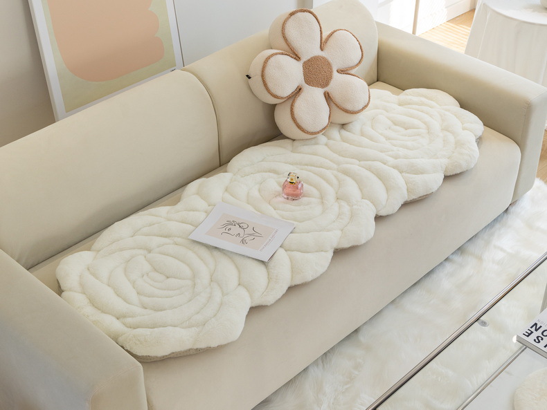 Title 4, Retro Rose-shaped Plush Thickened Cushion Non-s...