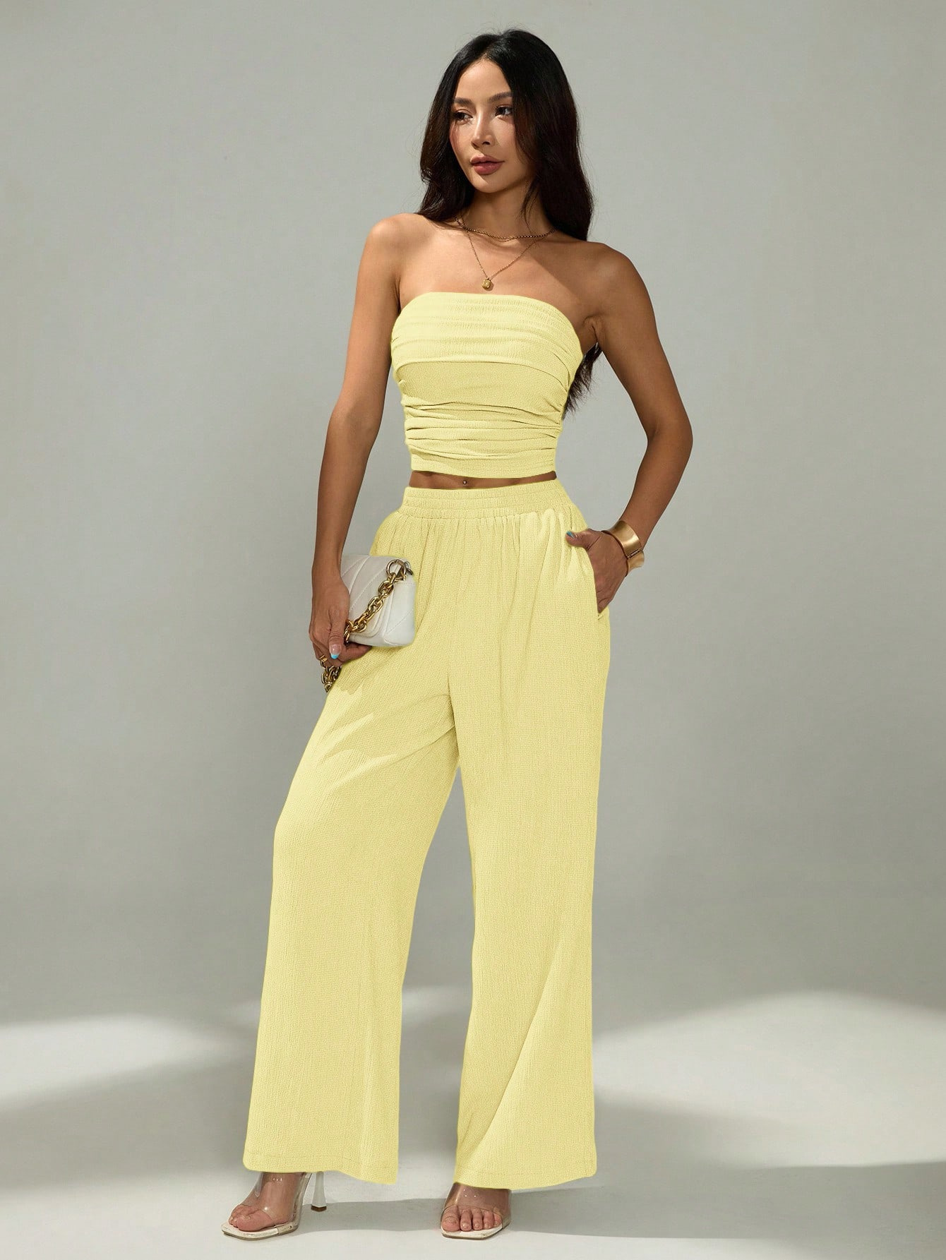 Buy Women's Clothing Online | Buy Trending Dresses for Women