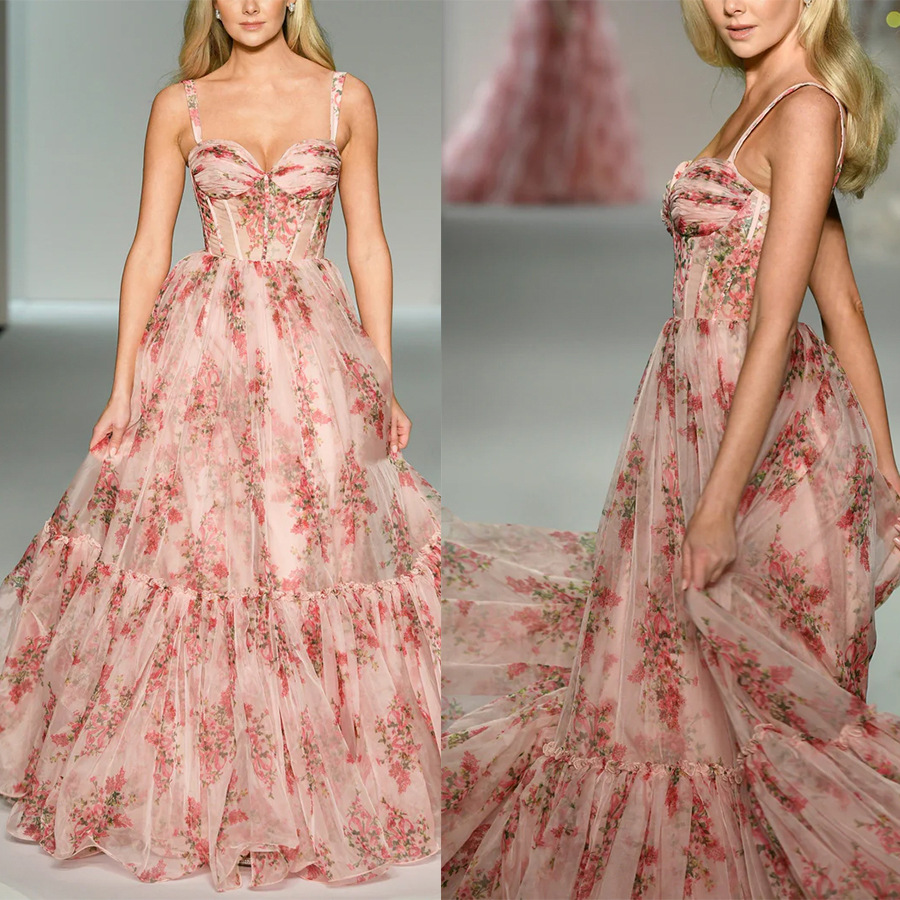 Buy Women's Clothing Online | Buy Trending Dresses for Women