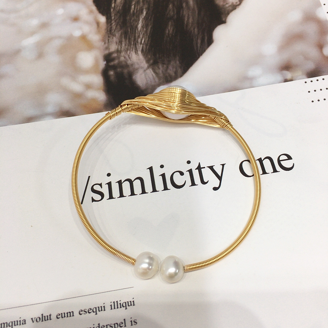 Designer-style Wrapped-wire Handmade Bracelet Featuring Sizable Natural Freshwater Pearls