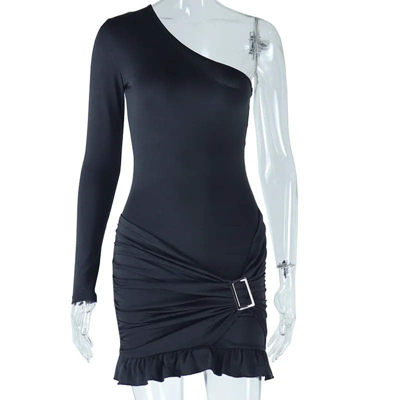 One-shoulder Slant Neckline Fitted Dress Solid Color Long Sleeve With Ruffle - Black