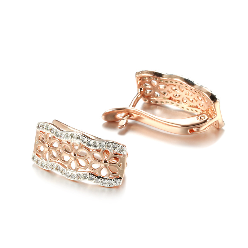 Special-interest Design Copper Plating Fashion Hollowed-out Earrings