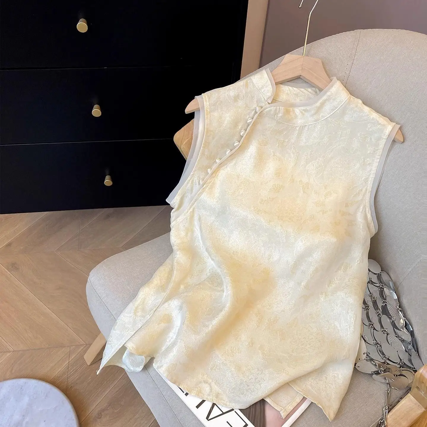 New Chinese-style National-flavor Jacquard Straight-shoulder Cross-over Waistcoat