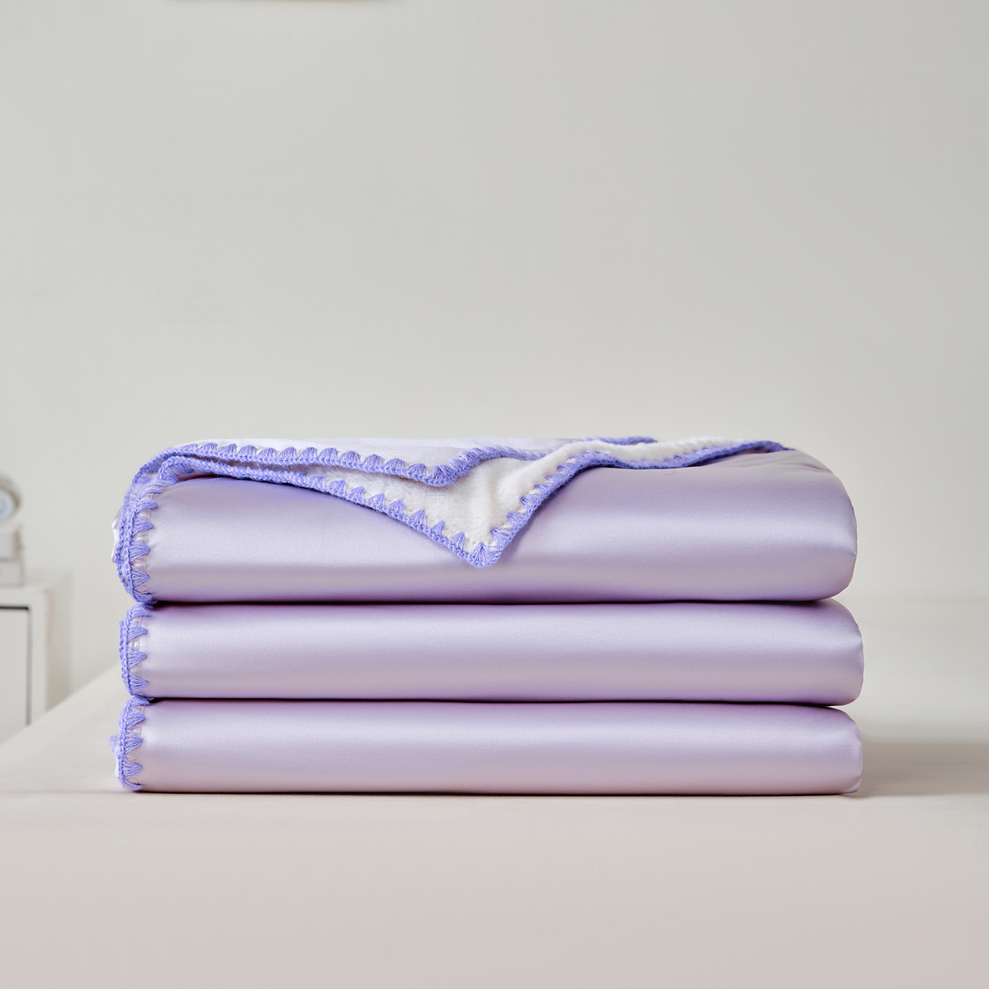 Ice-Silk Cooling Blanket Throw, picture 3 of 10