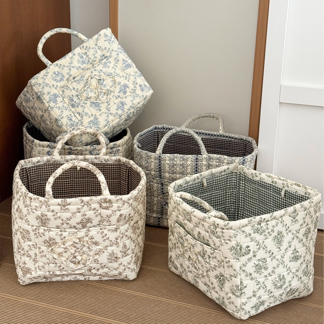 Premium Portable Flower-Design Laundry Basket