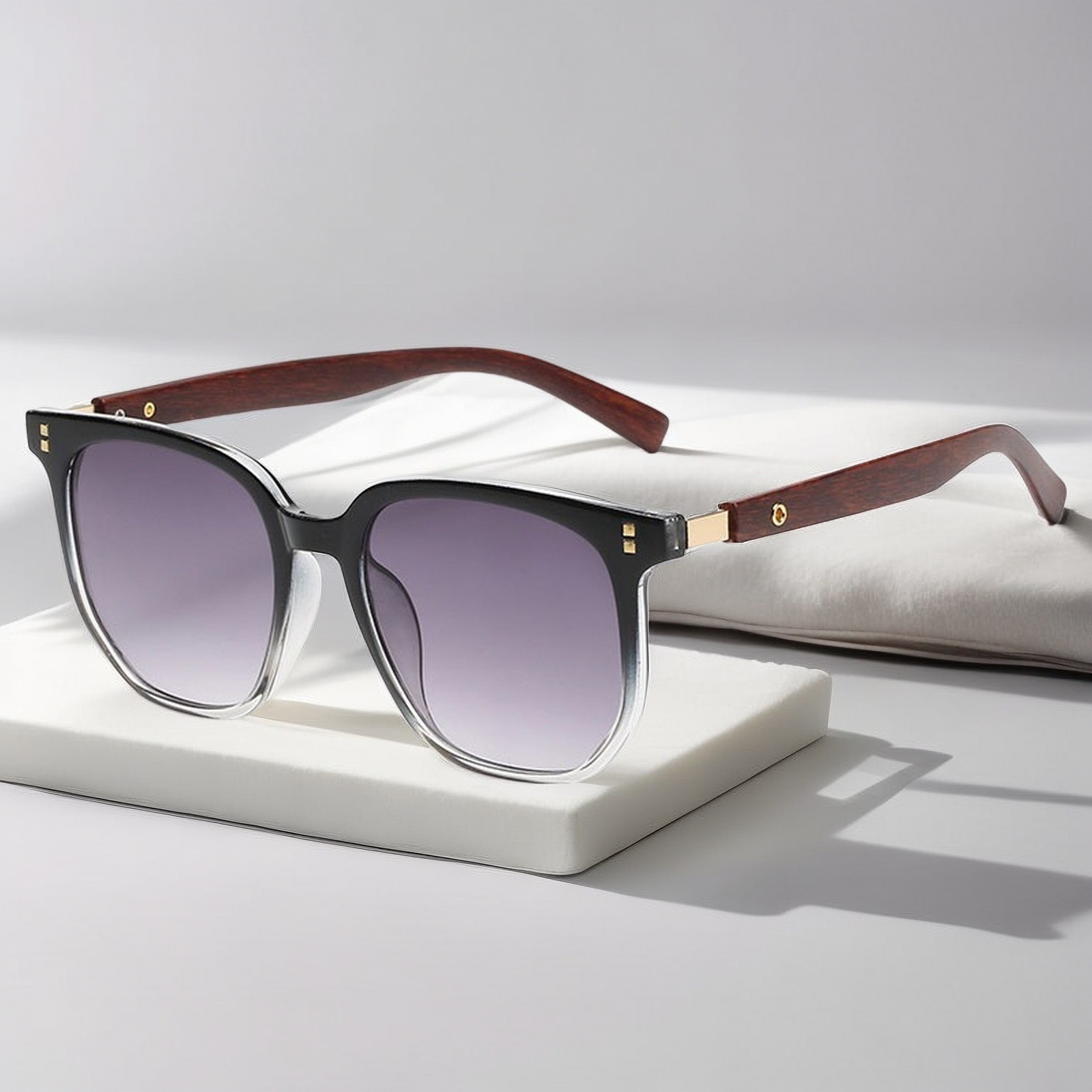 Fashionable Retro Polygonal Wood-grain Temple Arms, Stylish For Commuting And Easy To Match