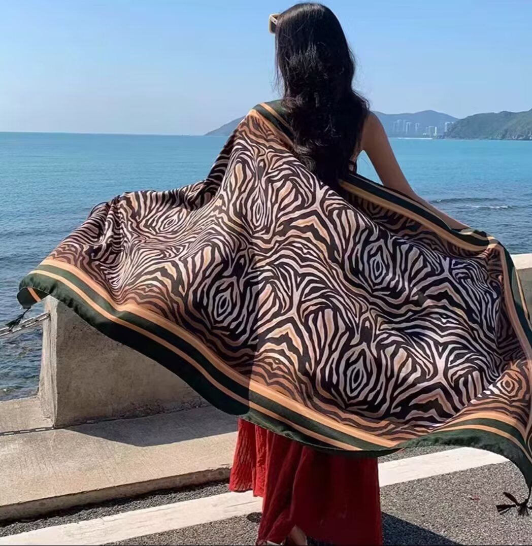 https://cf.cjdropshipping.com/quick/product/e700f234-be5f-41d3-a9e1-0062632435bd.jpg