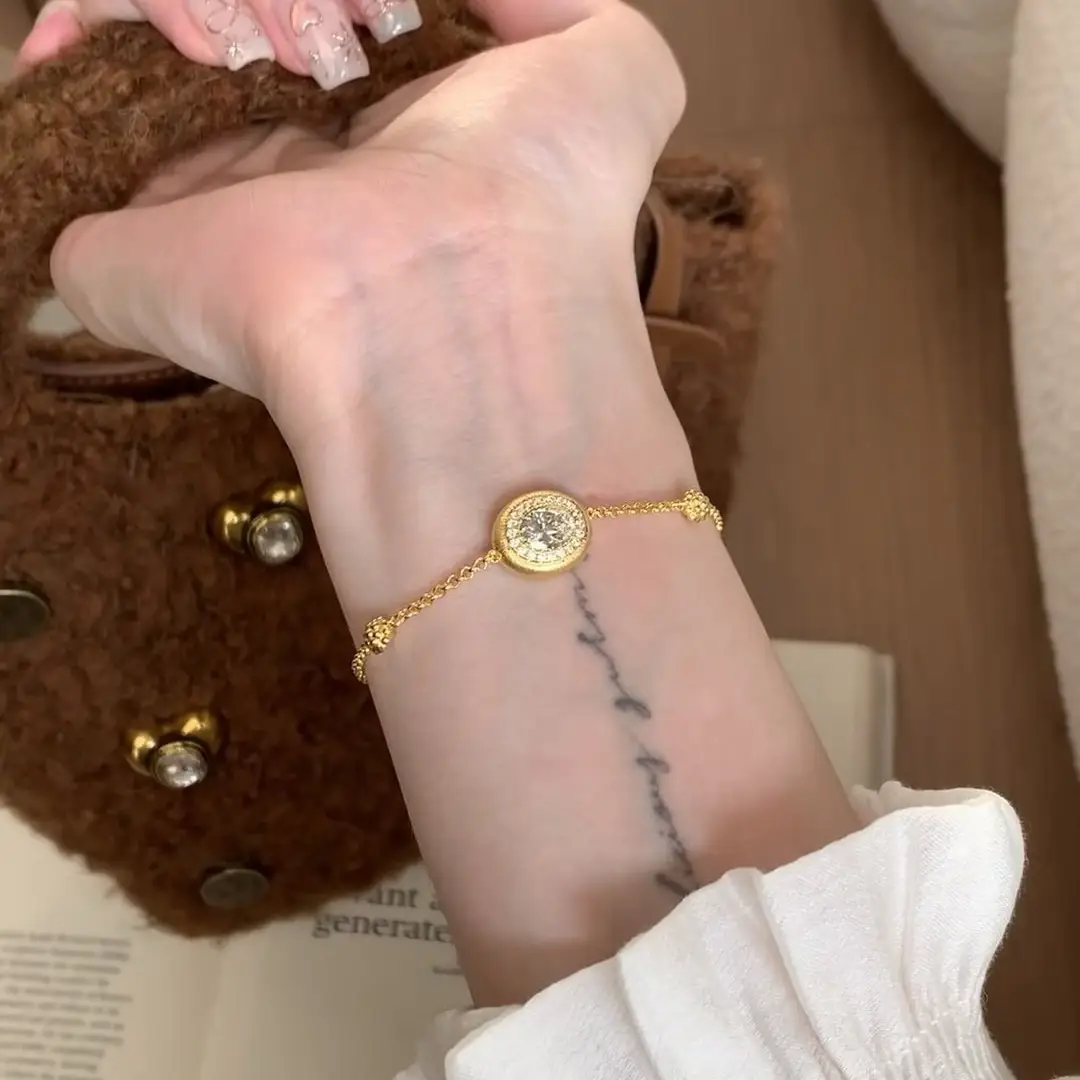 Women's Egg-shaped Hand-brushed Bracelet