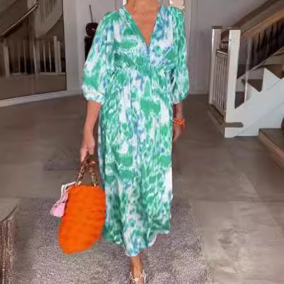 Women's V-neck Pleated Chiffon Printed Dress