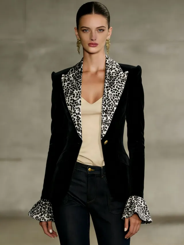 Women's Sweet and Cool Color Block Velvet Blazer With Faux Pockets Black - Shop at LoveMi