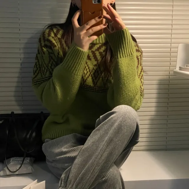Fashionable Retro Pattern Sweater For Women Green - Shop at LoveMi
