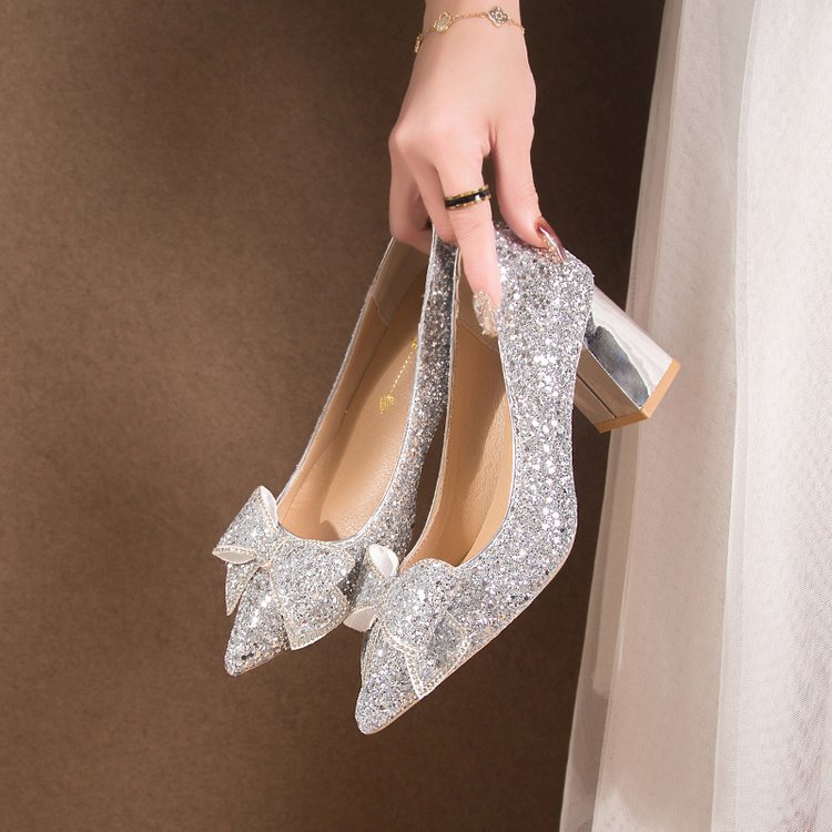 https://cf.cjdropshipping.com/quick/product/e7f7c2e7-73f2-4939-9734-1eb855bea4ae.jpg