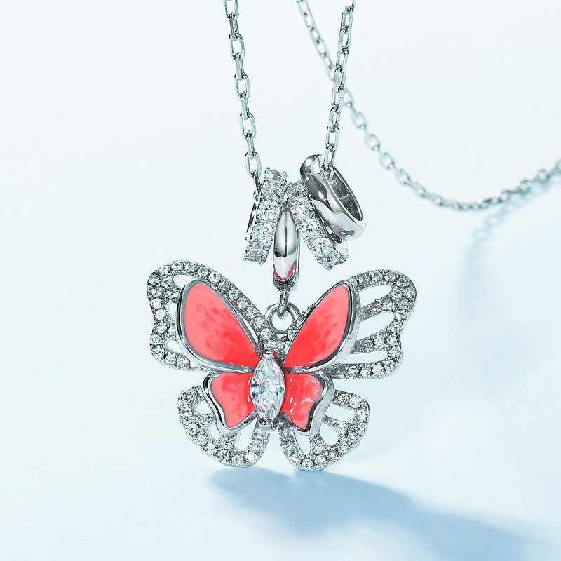 Women's White Zirconium Love Butterfly Clavicle Chain