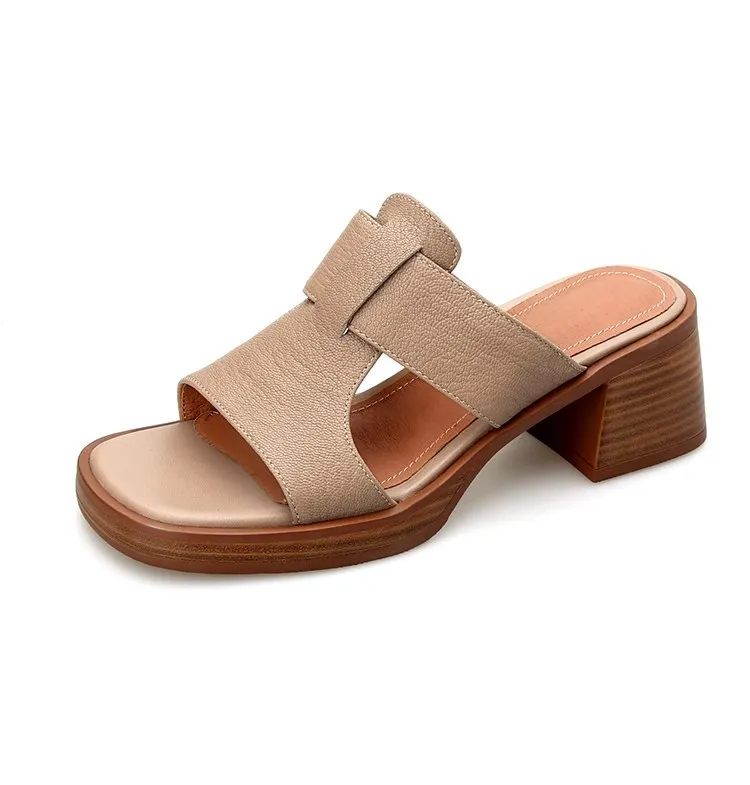 Women's Chunky Heel Summer Fashion Outdoor Soft Leather Waterproof Sandals - Apricot