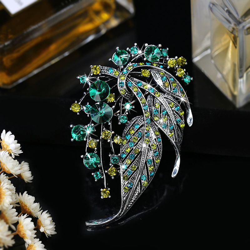 Multicolor Leaf Brooch, picture 5 of 7