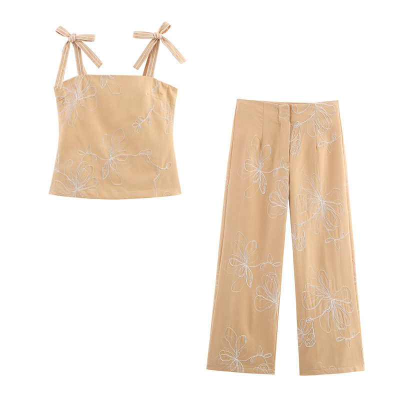 European And American Style Fashion Slim Embroidery Top And Trousers