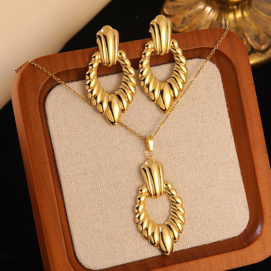 Stainless Steel Heart Bow Flower Necklace And Earrings Set