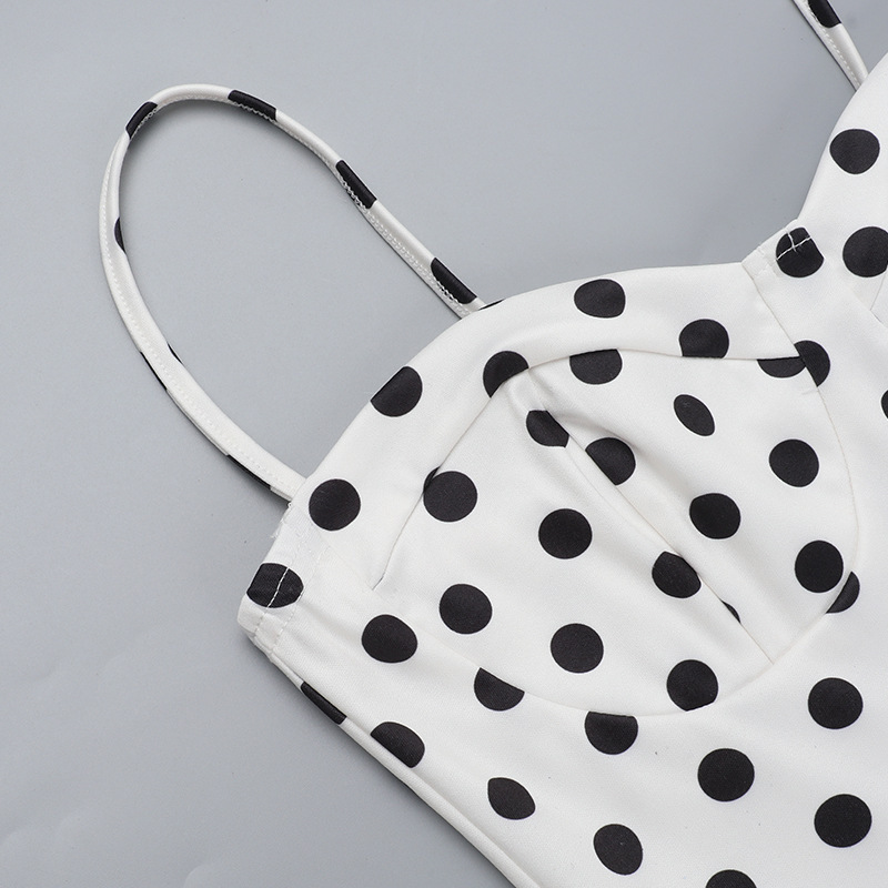 Buy Women's Clothing Online | Buy Trending Dresses for Women