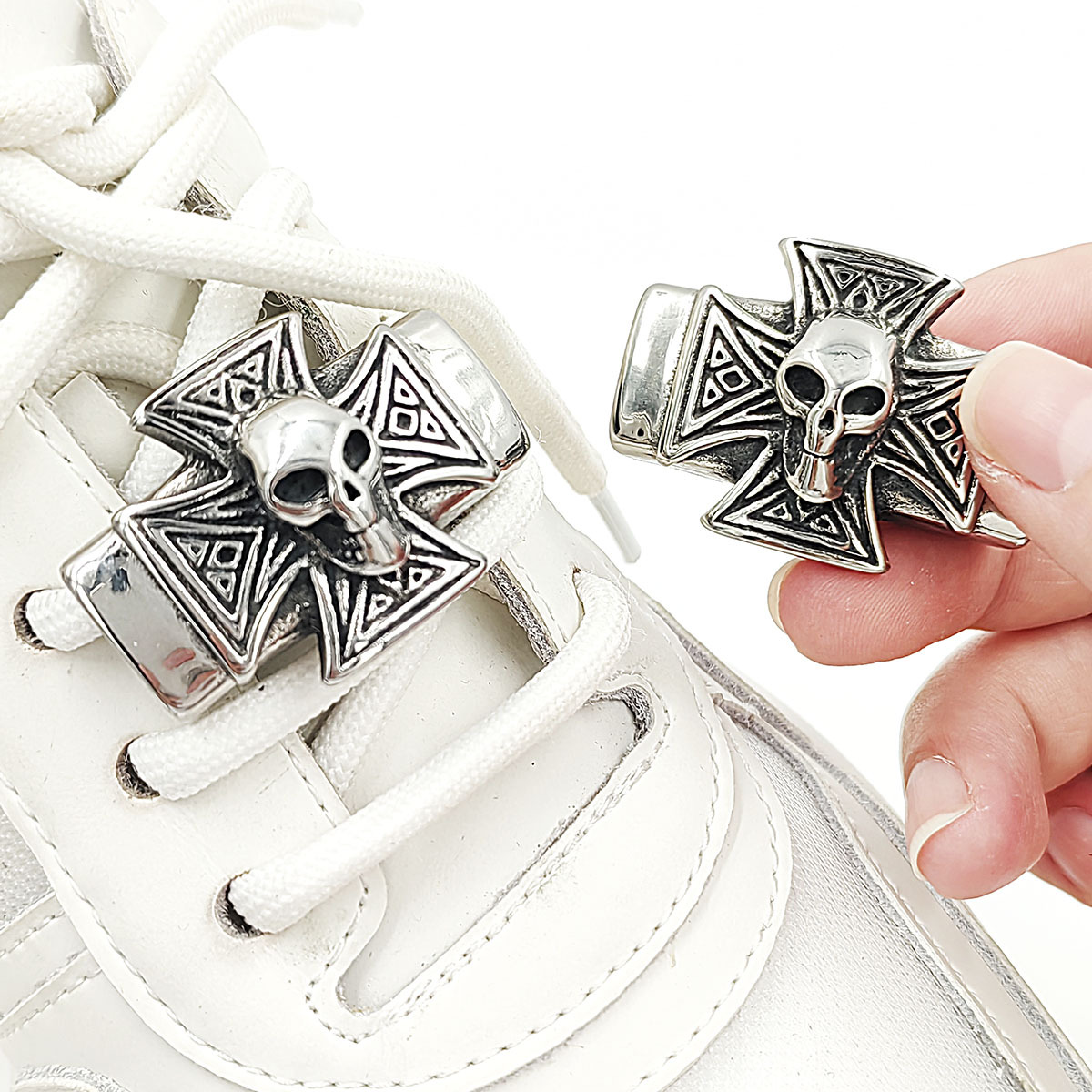 Title 6, Fashion Vintage Punk Style Shoe Ornaments