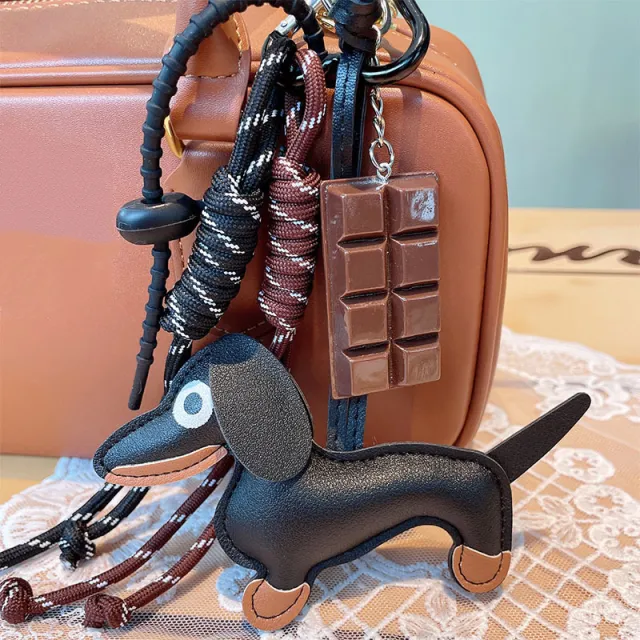 Retro Sausage Puppy Car Key Ring Black - Shop at LoveMi