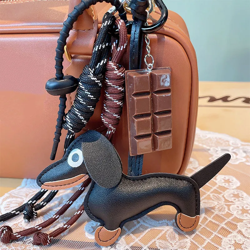 Retro Sausage Puppy Car Key Ring - Black