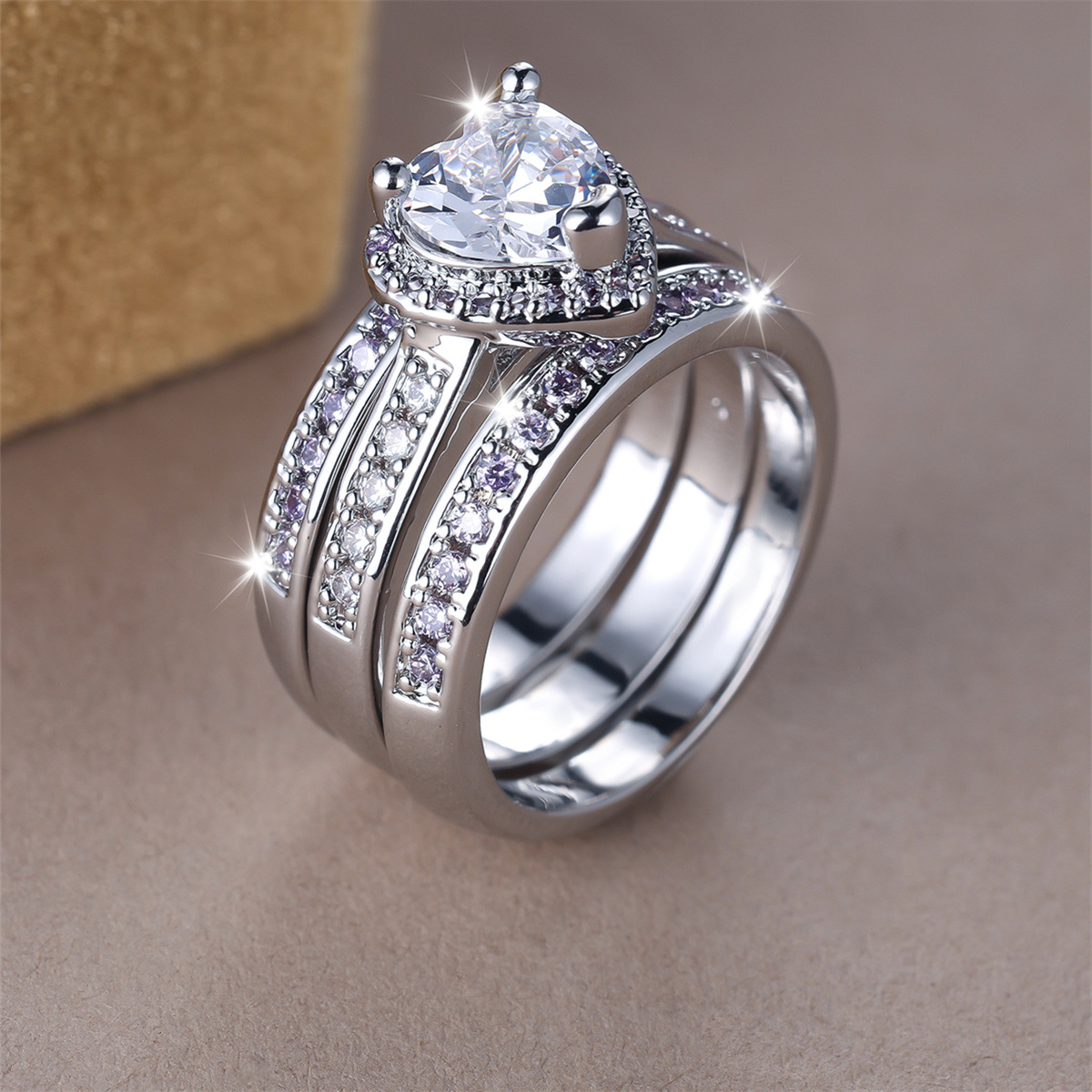 https://cf.cjdropshipping.com/quick/product/e93b39ba-0c5b-4032-8e44-ecd8b231e64c.jpg